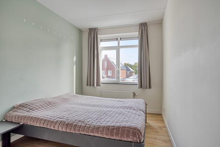 Photo 9 of Burgemeester Houbenplein 6