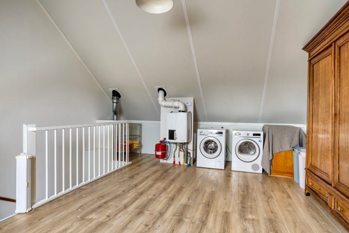 Photo 17 of Burgemeester Houbenplein 6