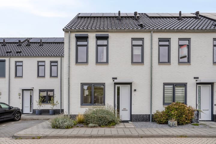 Photo 22 of Burgemeester Houbenplein 6