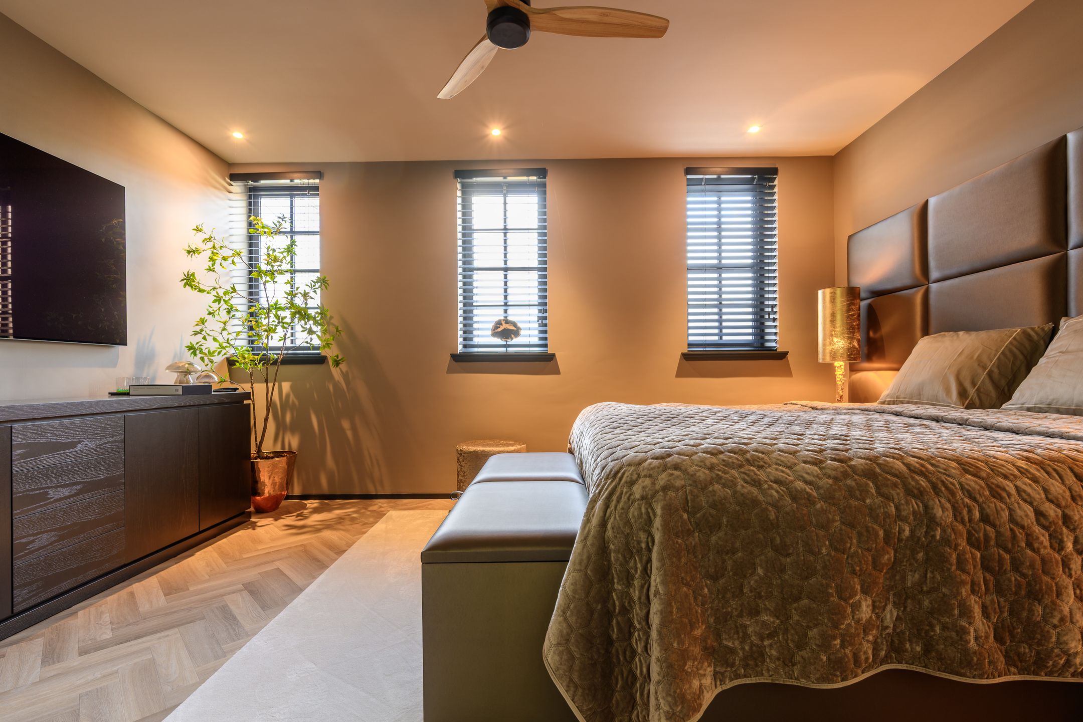 Foto 9 van Badhuislaan 15-B