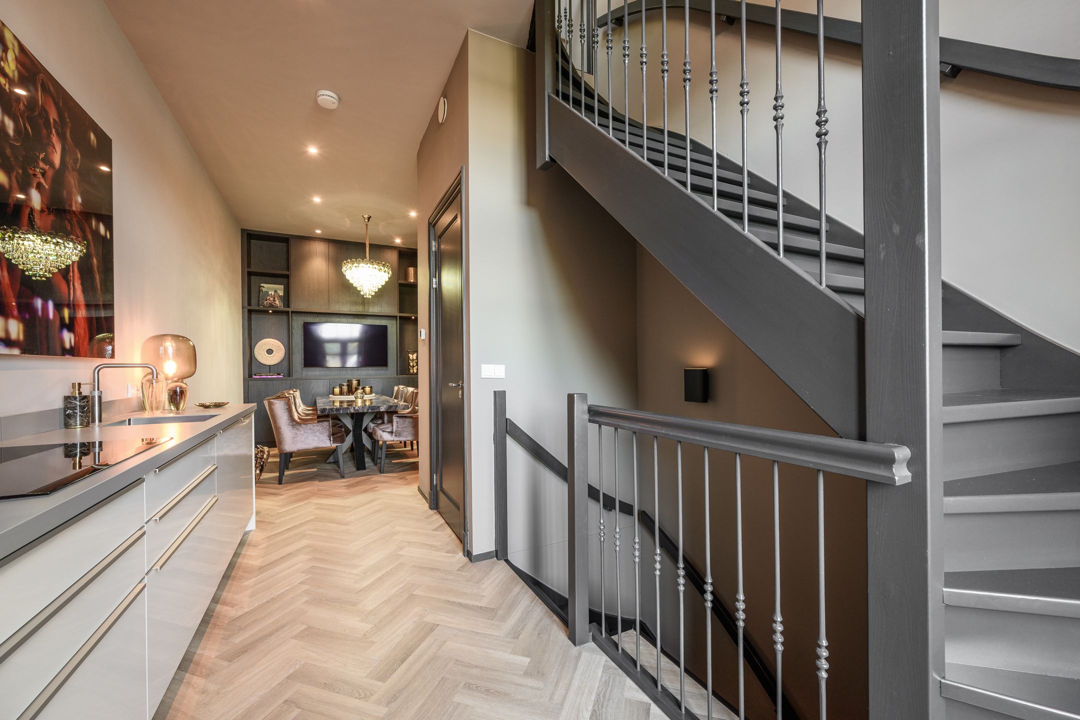 Foto 33 van Badhuislaan 15-B