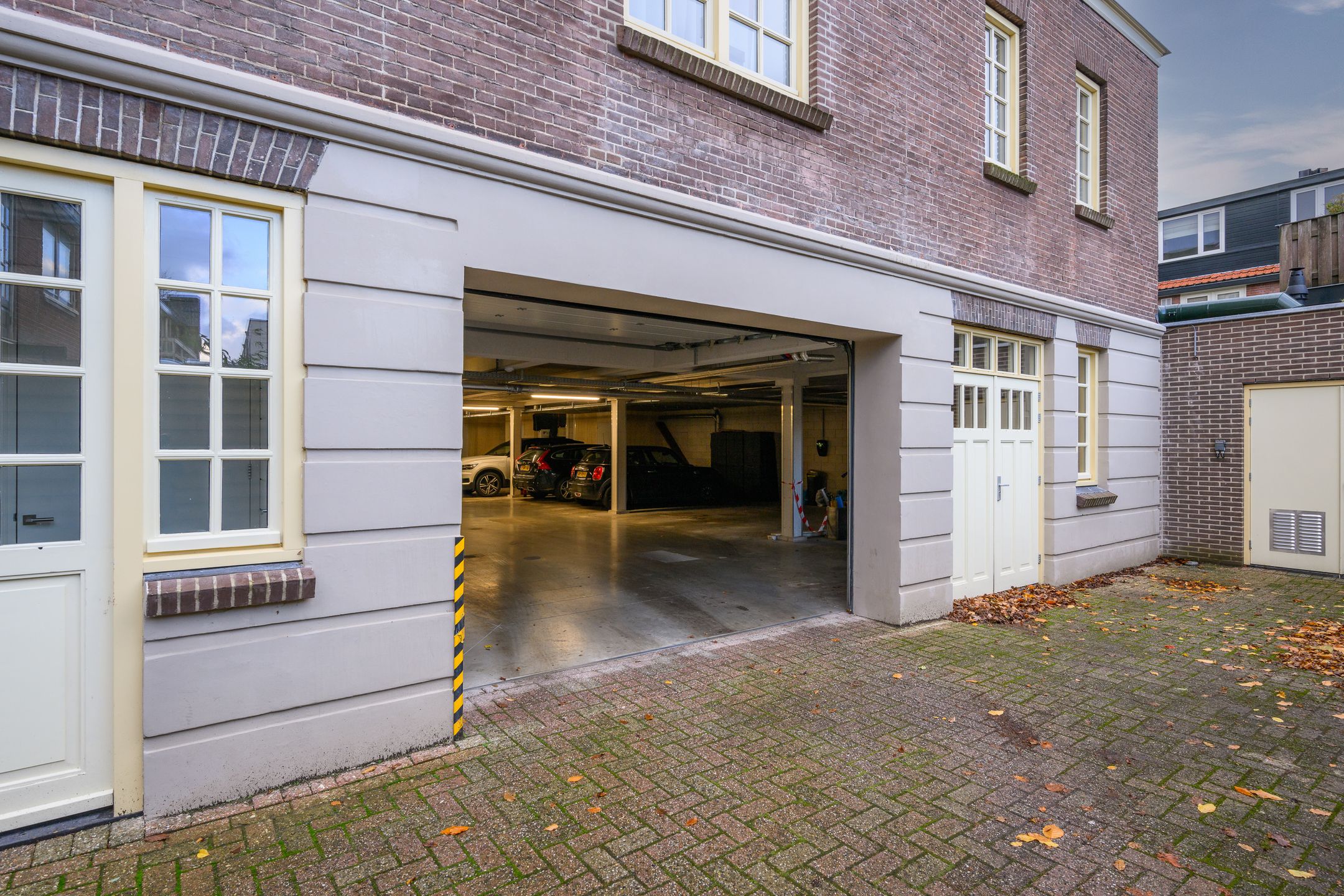 Foto 45 van Badhuislaan 15-B