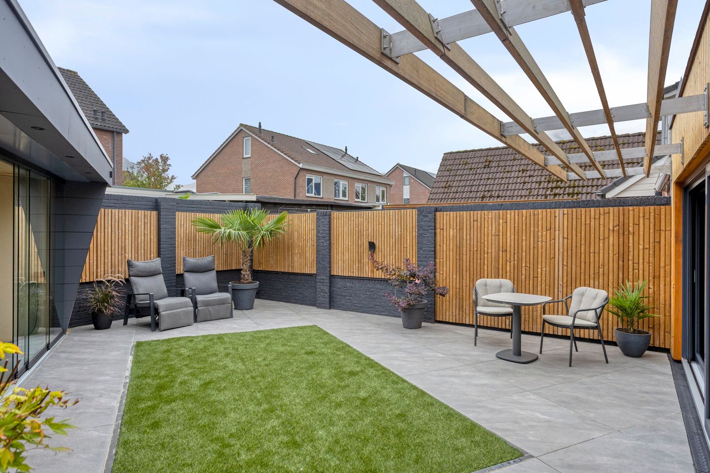 Foto 34 van Baron Mackaystraat 18