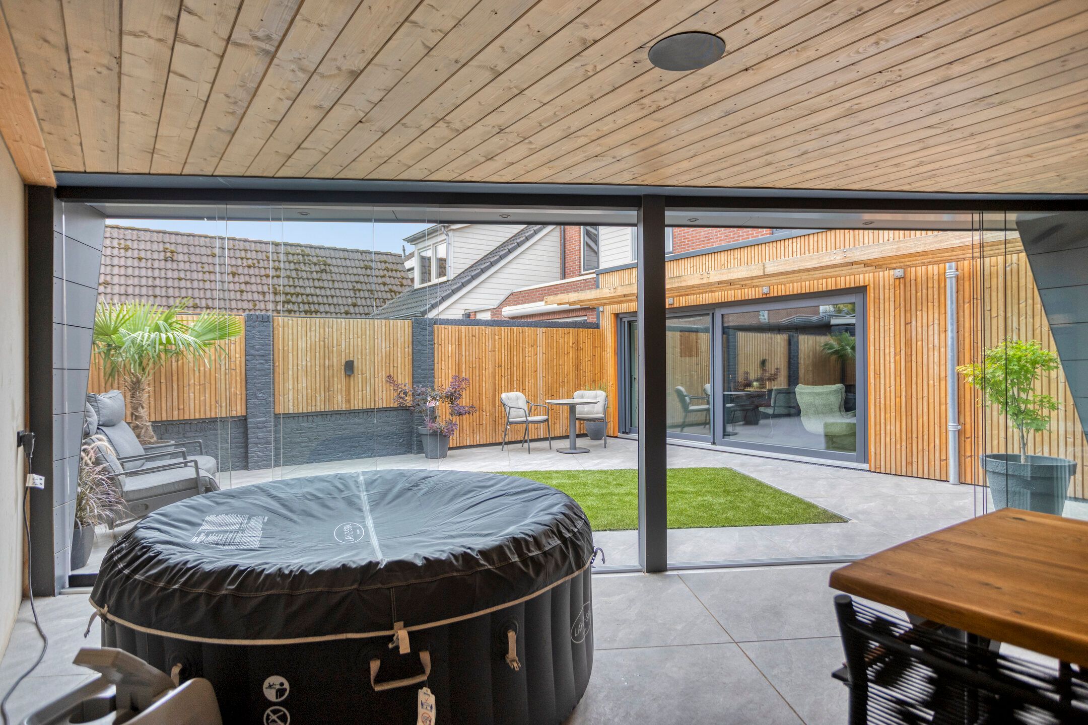 Foto 39 van Baron Mackaystraat 18