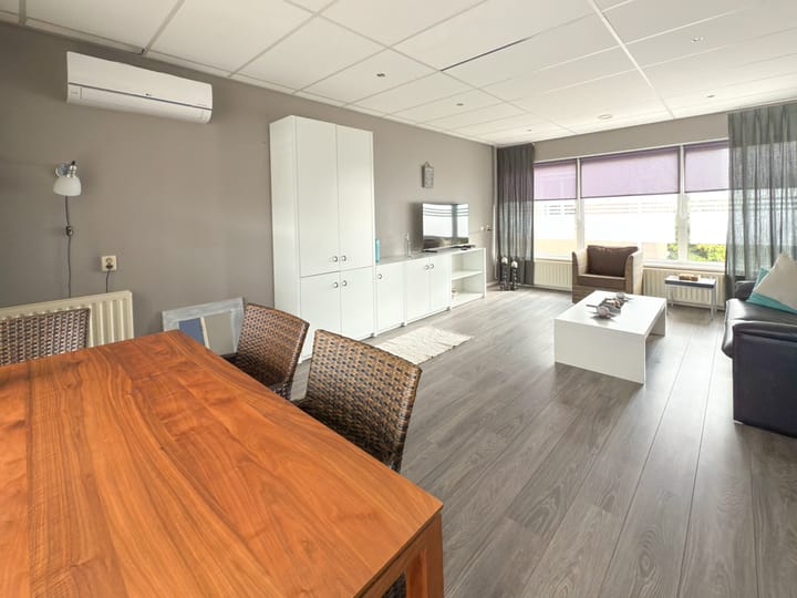 Foto 11 van Kerkstraat 2