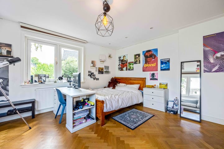 Photo 38 of Heuvellaan 1