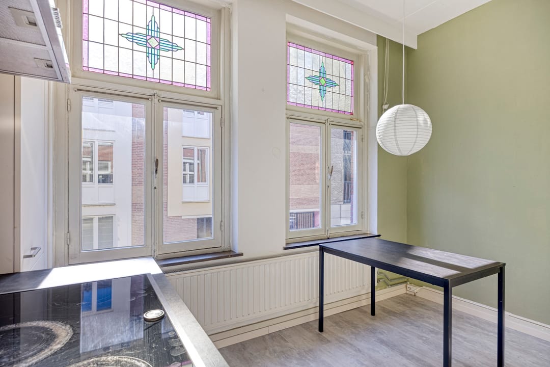 Photo 11 of Wycker Grachtstraat 10-I