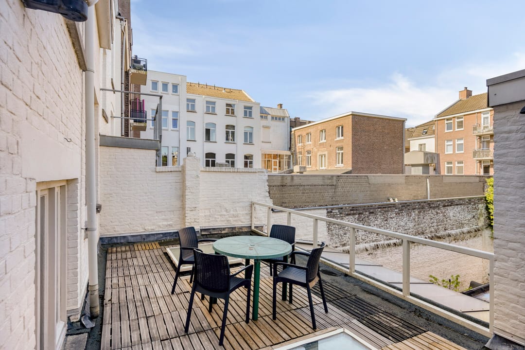 Photo 23 of Wycker Grachtstraat 10-I