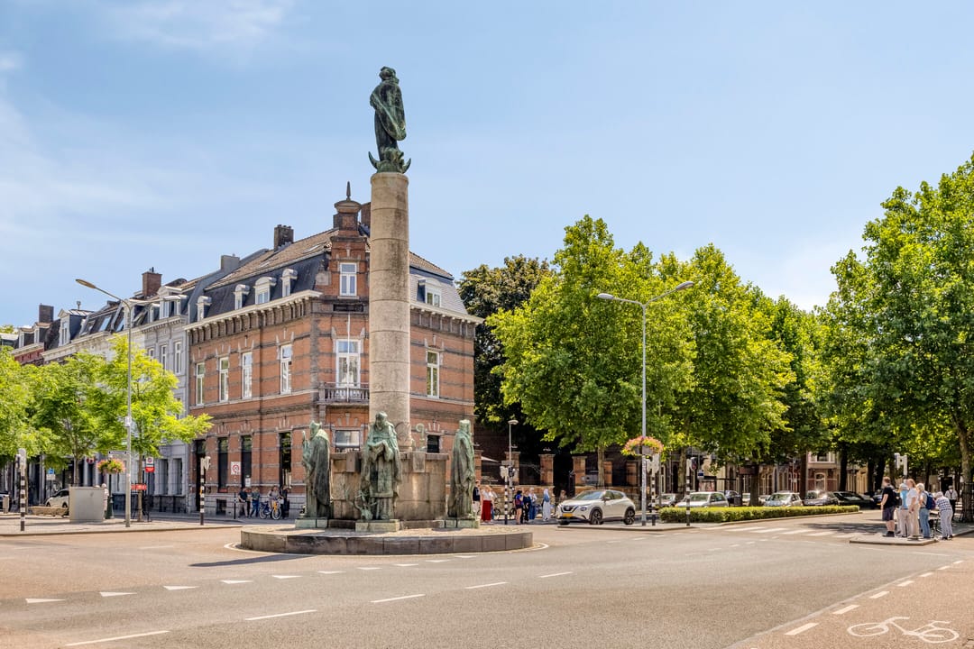 Photo 26 of Wycker Grachtstraat 10-I