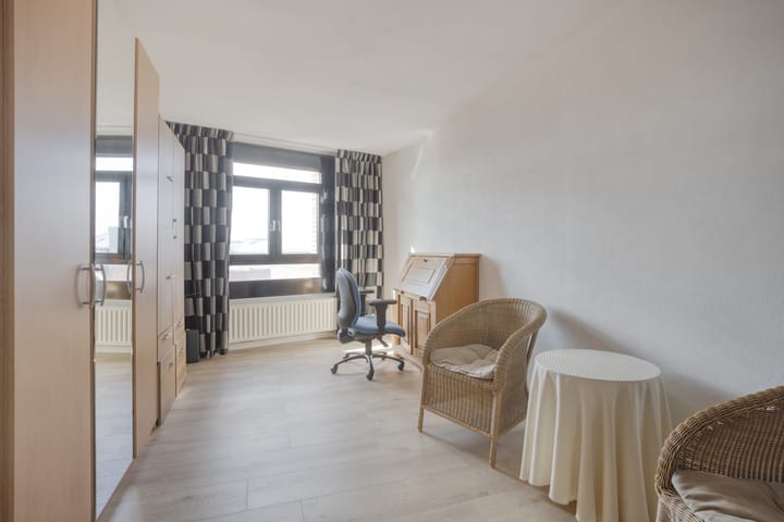 Foto 21 van Sphinxlunet 62-H