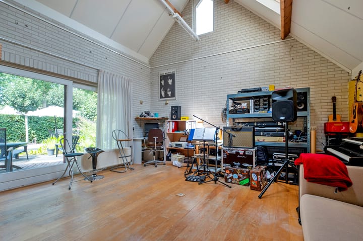 Foto 18 van Podzolhamel 1