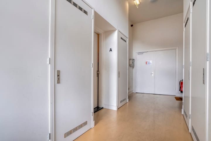 Foto 16 van Molenweg 38-A