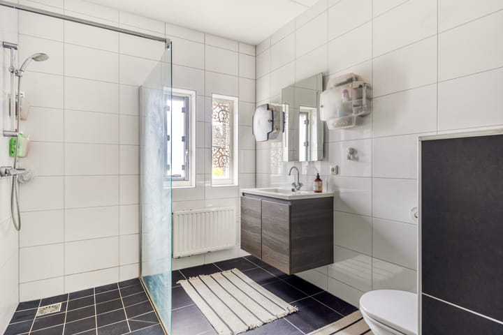 Foto 17 van Ribesstraat 3