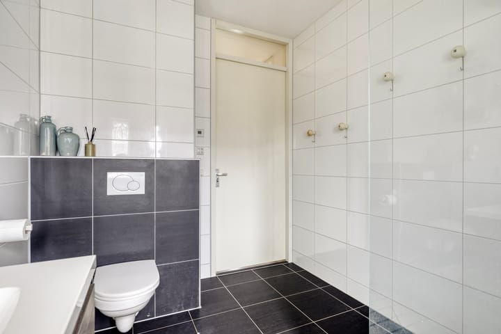 Foto 18 van Ribesstraat 3