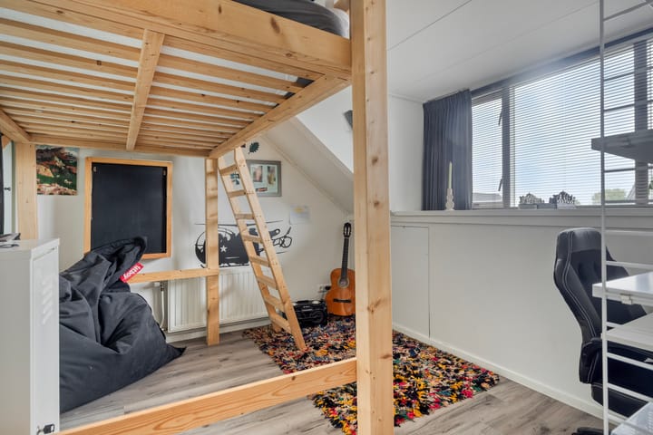 Foto 21 van Ribesstraat 3