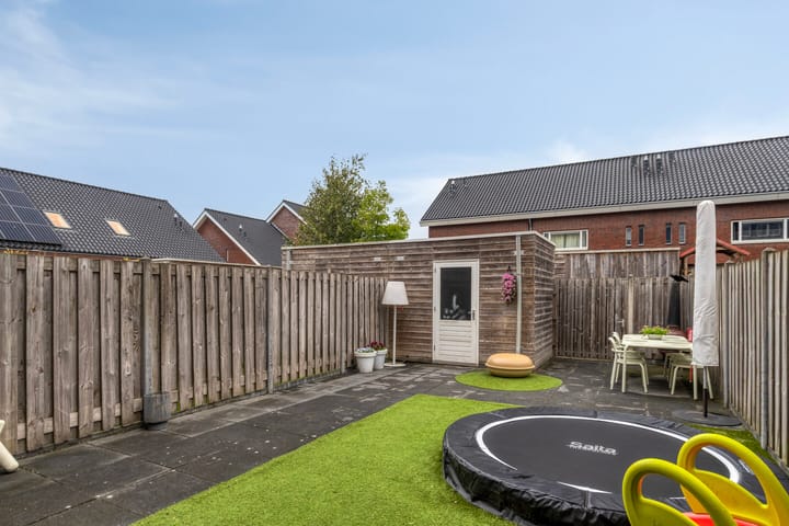 Foto 28 van Ribesstraat 3