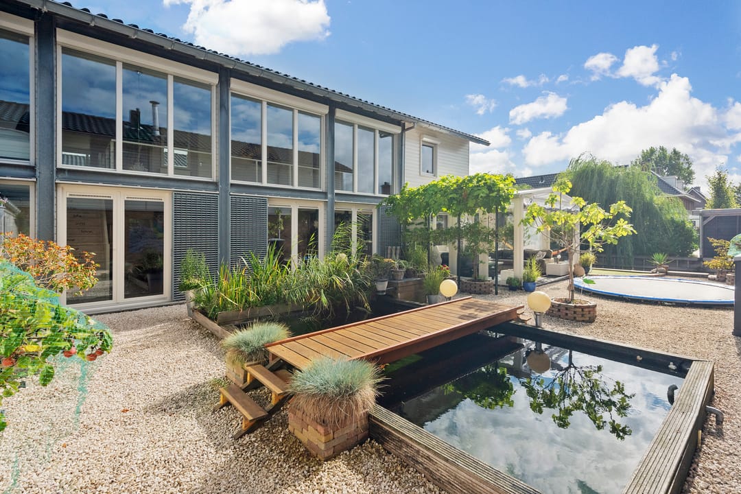 Foto 1 van Atletiekstraat 60