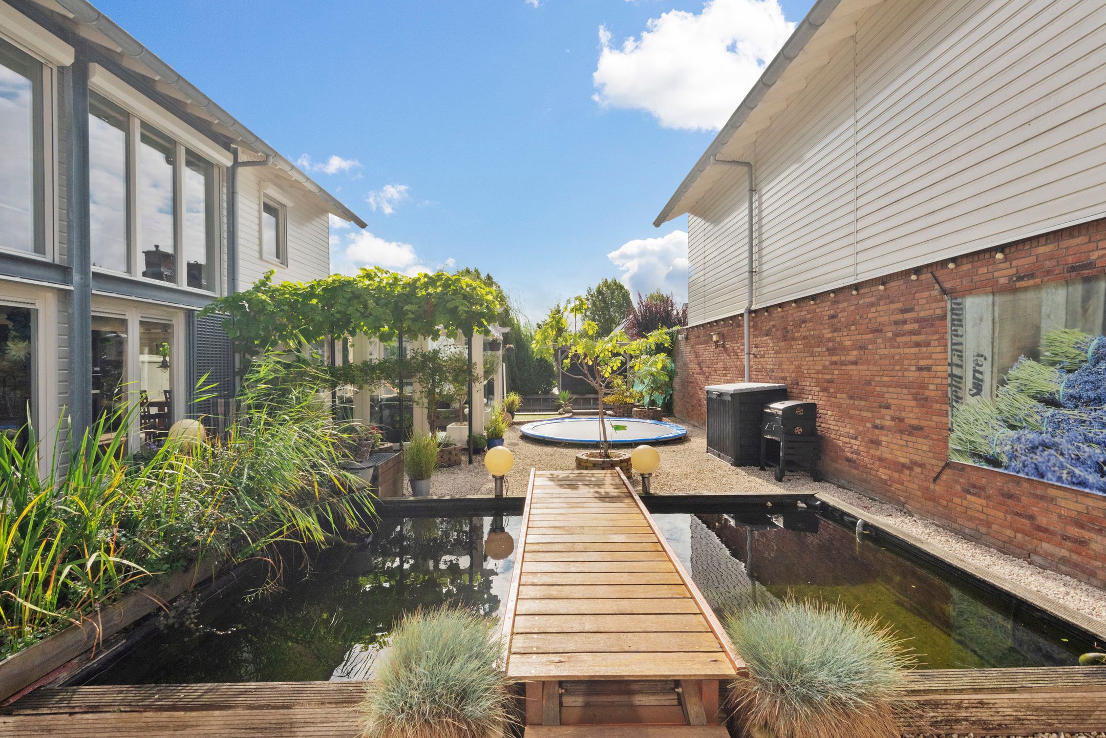 Foto 27 van Atletiekstraat 60