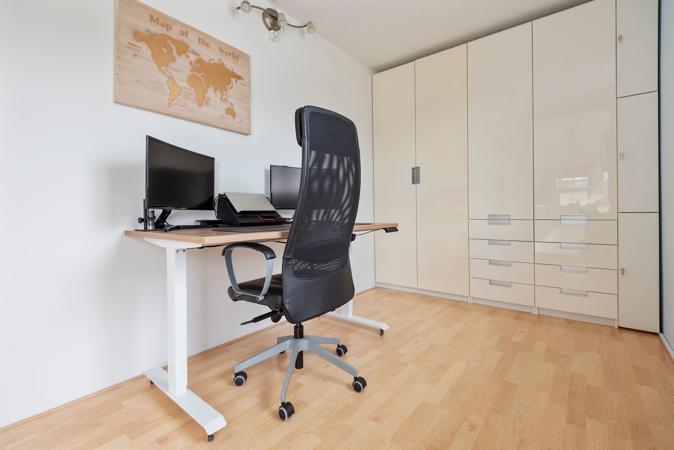 Foto 51 van Atletiekstraat 60