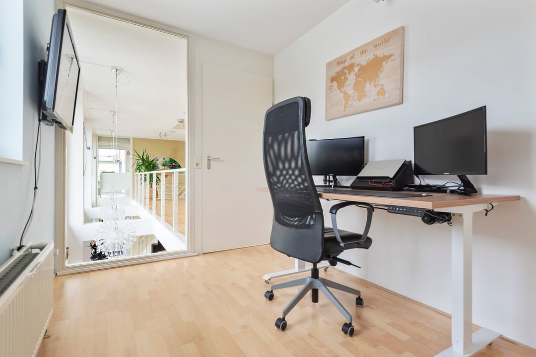 Foto 52 van Atletiekstraat 60