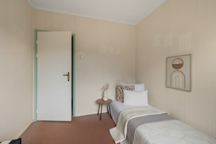 Photo 22 of Sternstraat 10