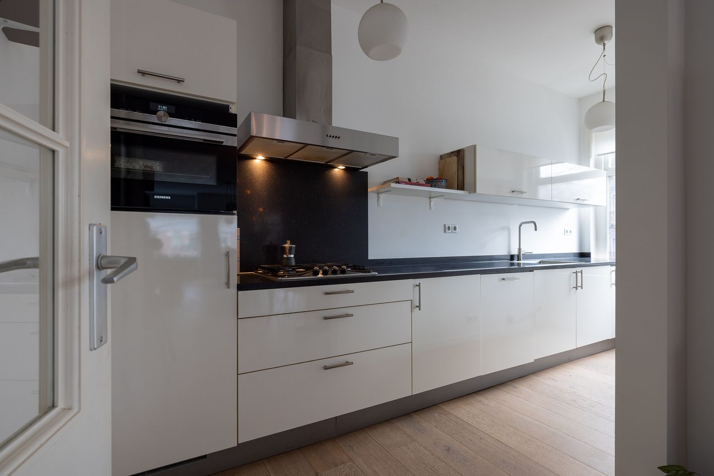 Photo 5 of Schiekade 766