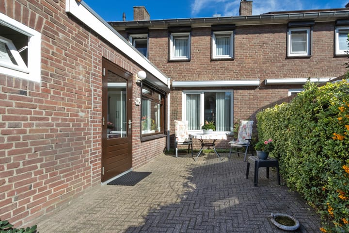 Foto 2 van Mariënhagelaan 1