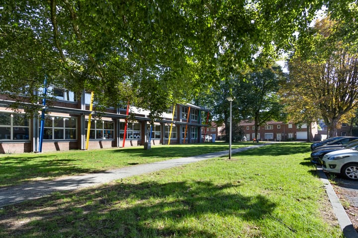 Foto 3 van Mariënhagelaan 1