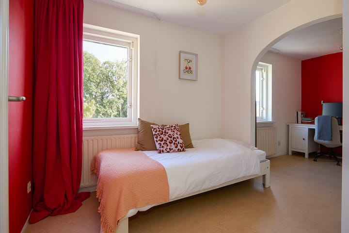 Photo 58 of Dr Schaepmanlaan 2-A