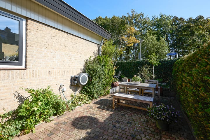 Photo 73 of Dr Schaepmanlaan 2-A