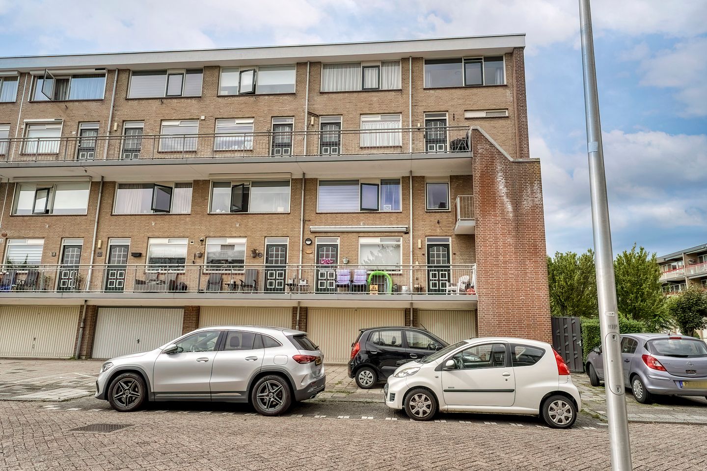 Photo 4 of Kuyperstraat 90