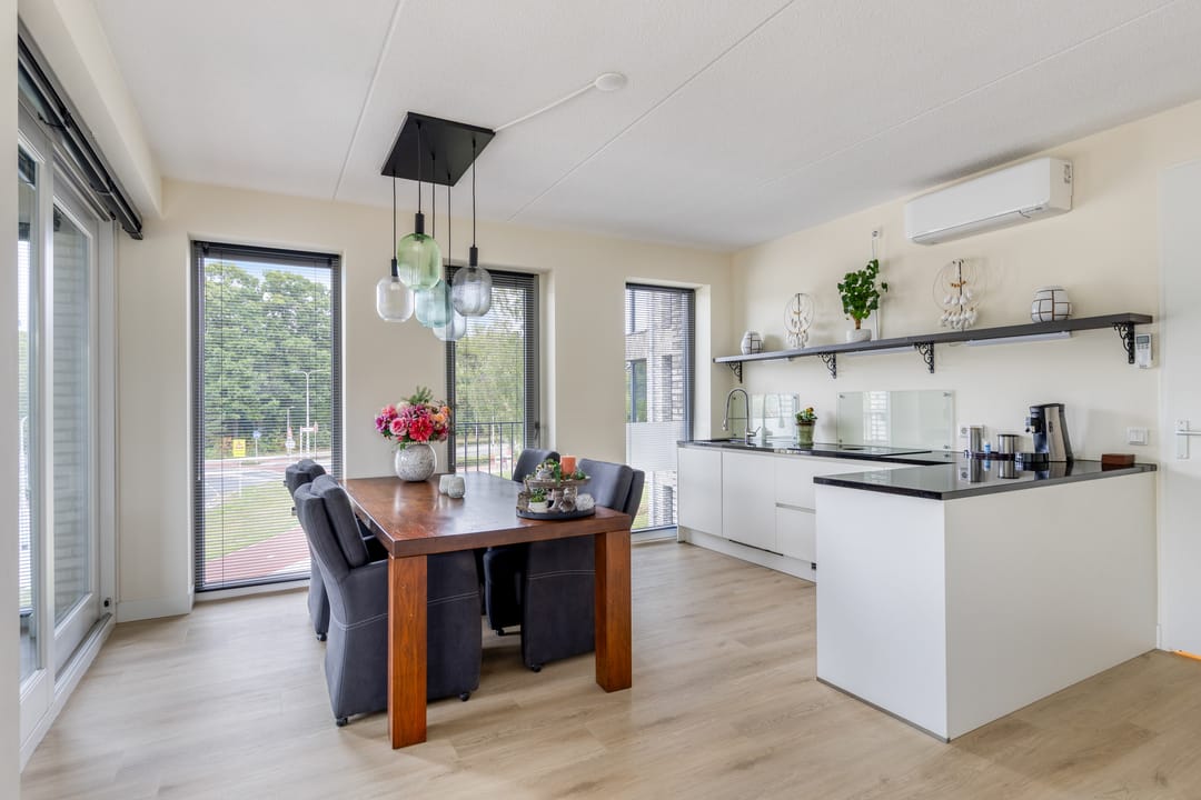 Photo 8 of Reeshofweg 44