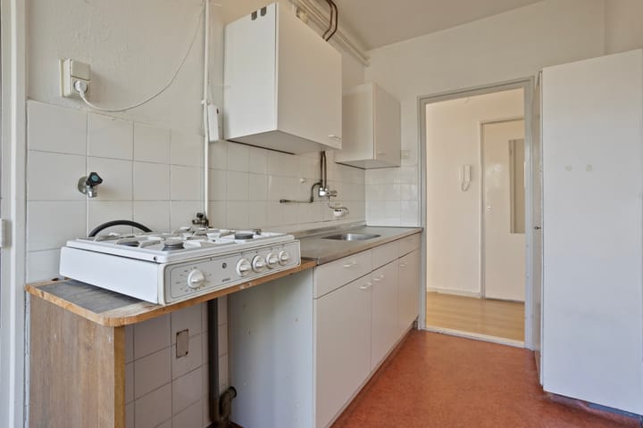 Photo 12 of Floriszstraat 61-3