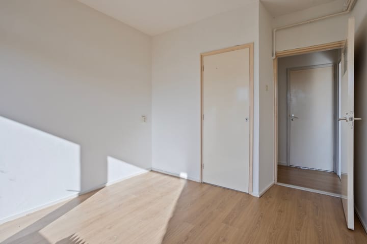 Photo 14 of Floriszstraat 61-3