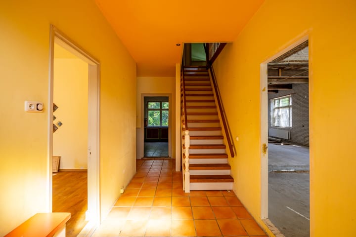 Foto 9 van Hoofdweg 107