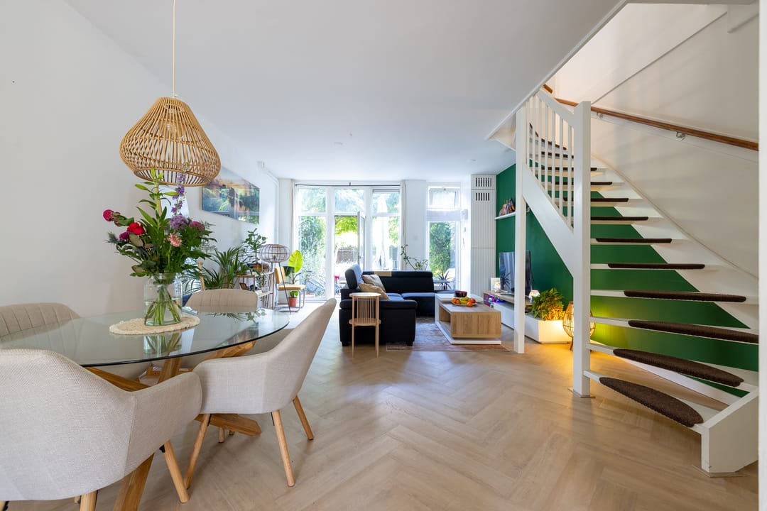 Photo 1 of Dr. de Visserstraat 38-A