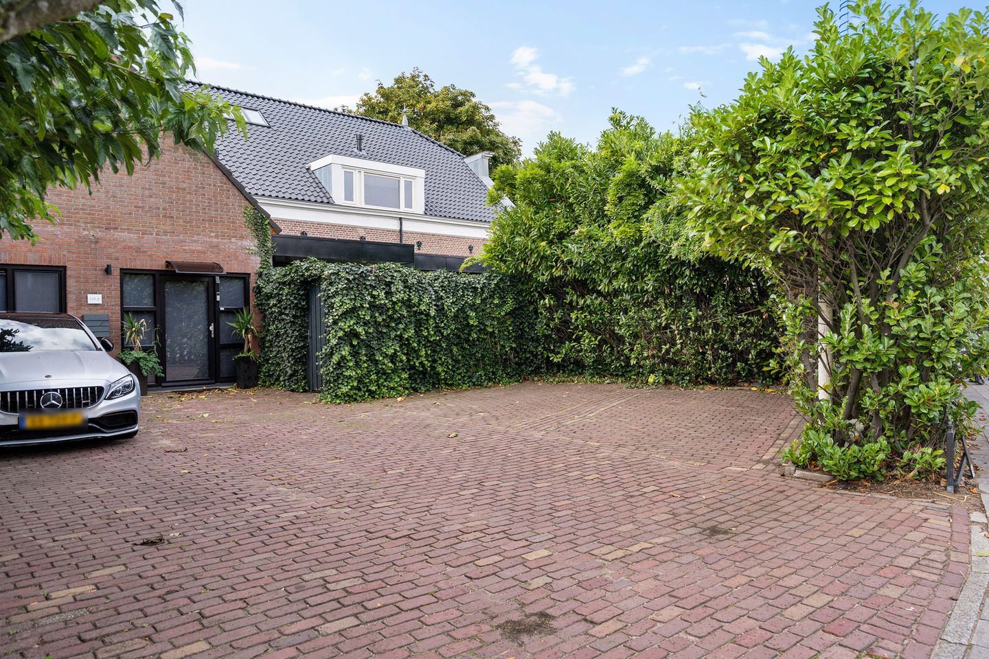 Foto 10 van Weeresteinstraat 110