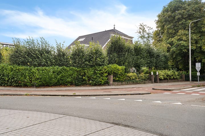 Foto 12 van Weeresteinstraat 110