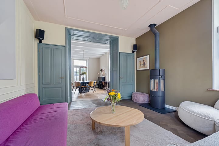 Foto 16 van Weeresteinstraat 110