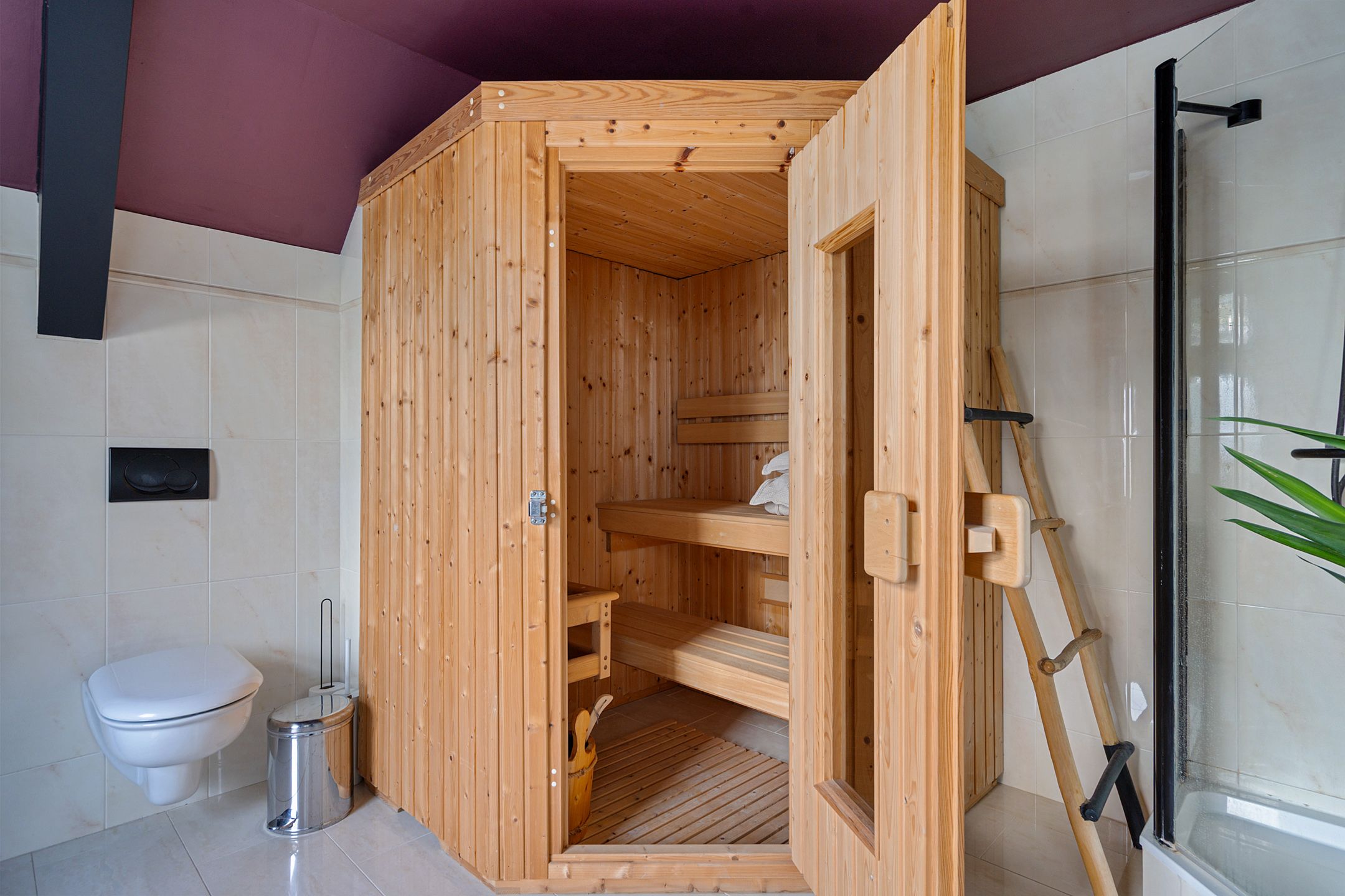 Foto 36 van Weeresteinstraat 110