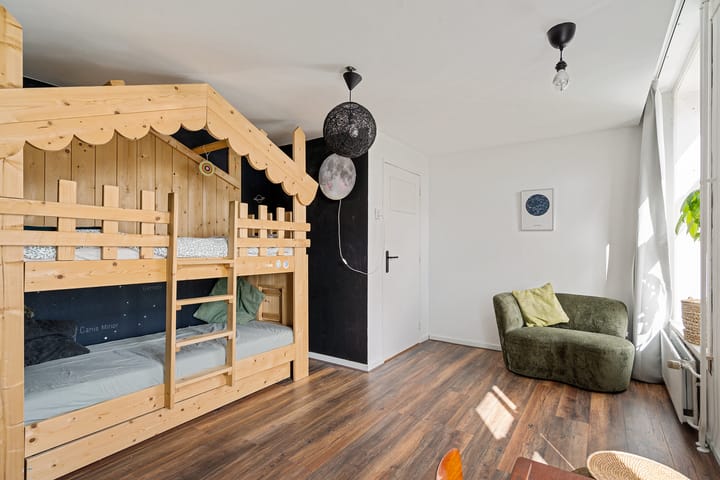 Foto 41 van Weeresteinstraat 110