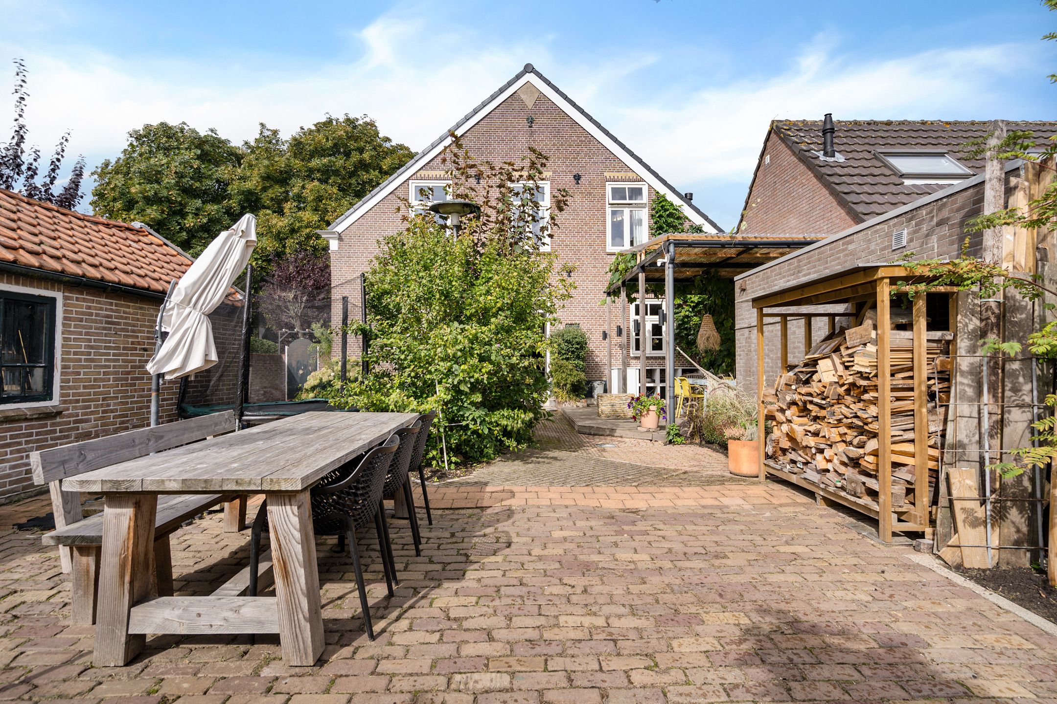 Foto 51 van Weeresteinstraat 110