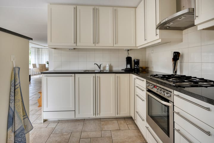 Foto 12 van Roggeweg 3