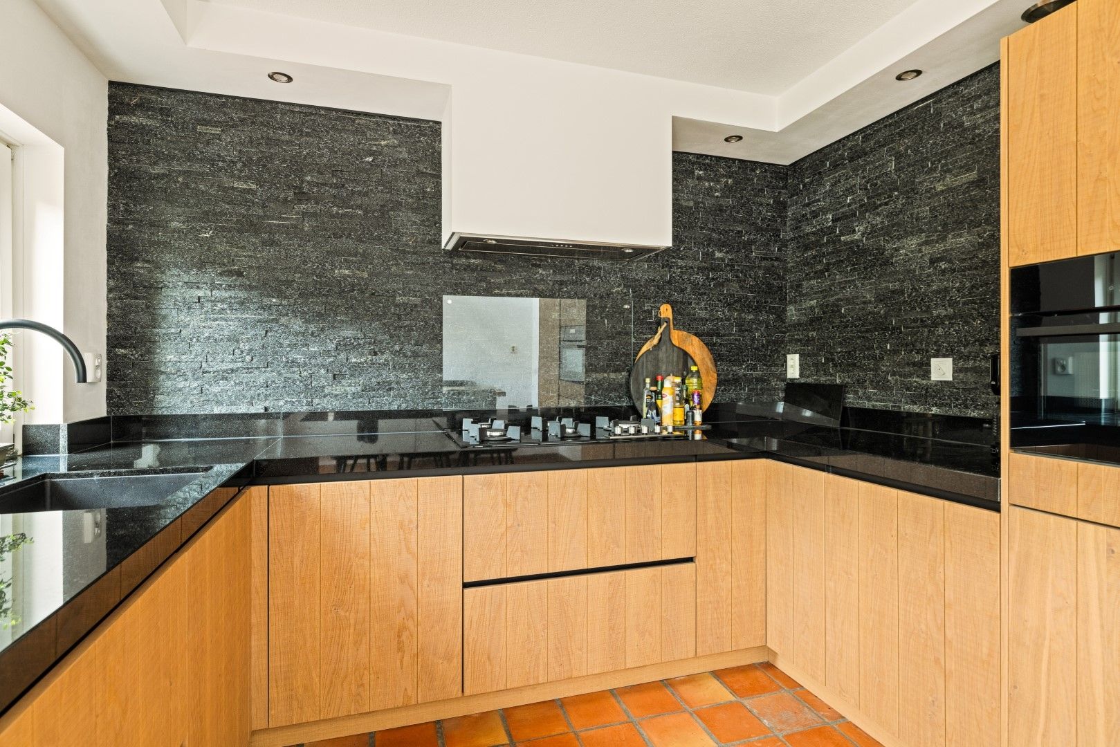 Photo 15 of Diopter 202