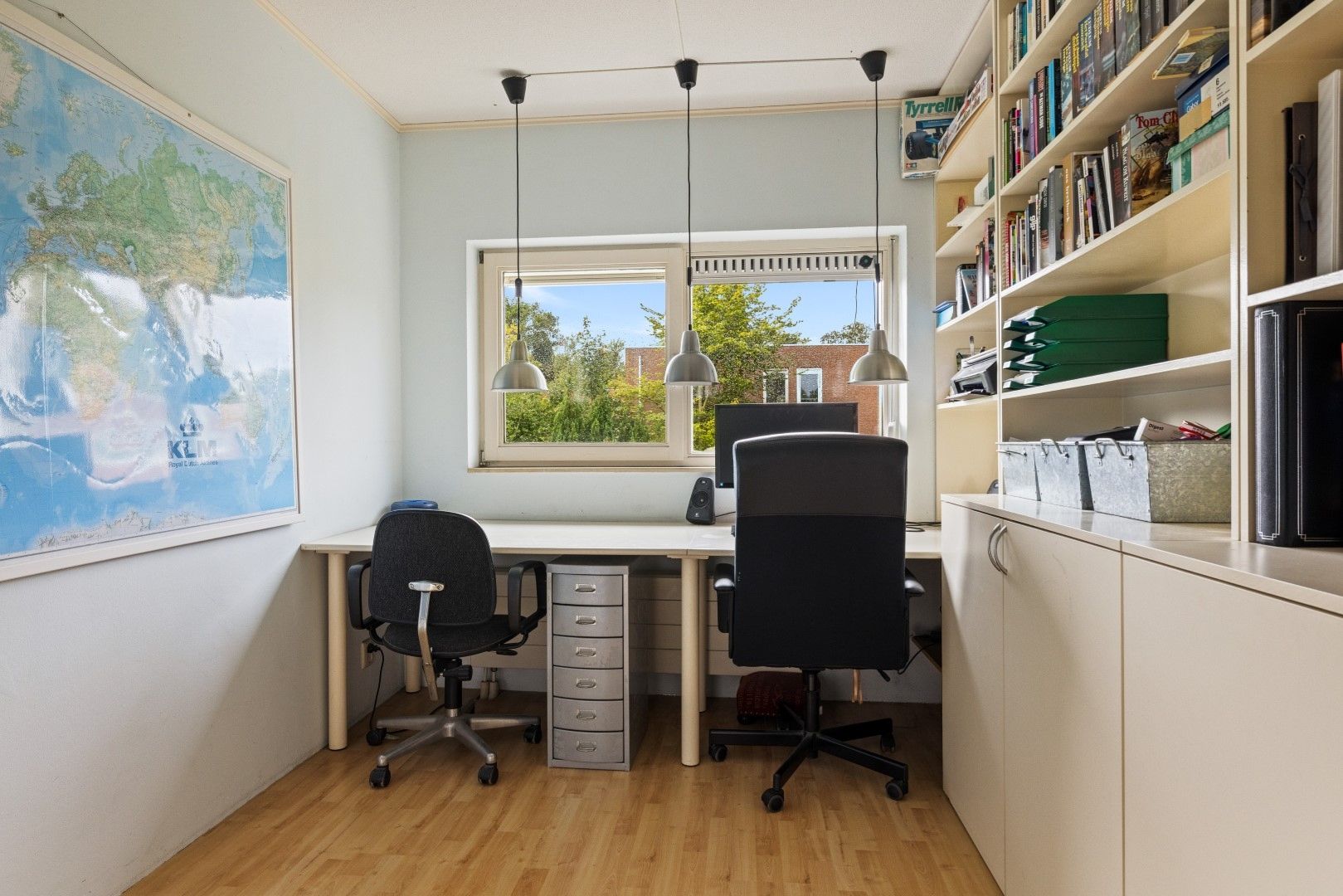 Photo 27 of Diopter 202