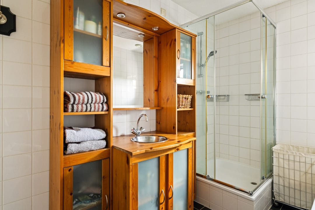 Photo 31 of Diopter 202