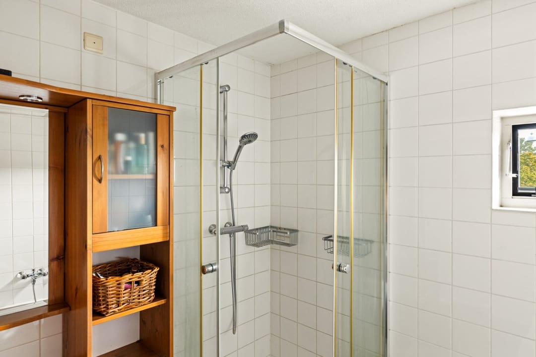 Photo 32 of Diopter 202