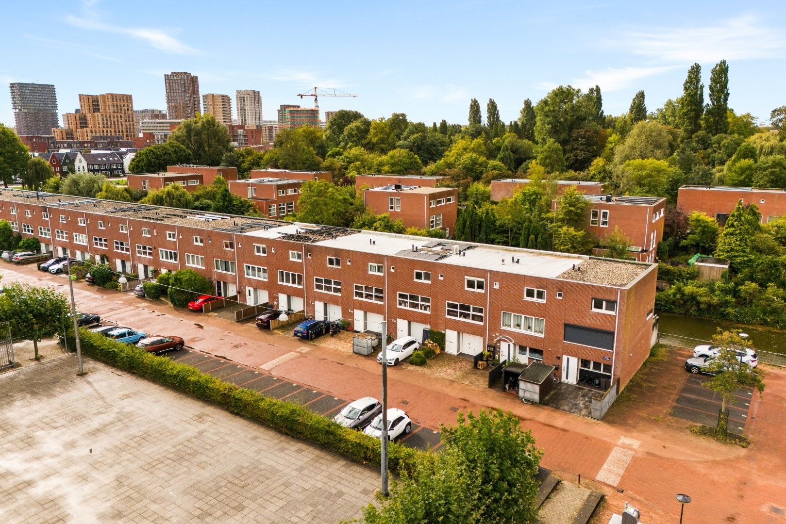 Photo 36 of Diopter 202