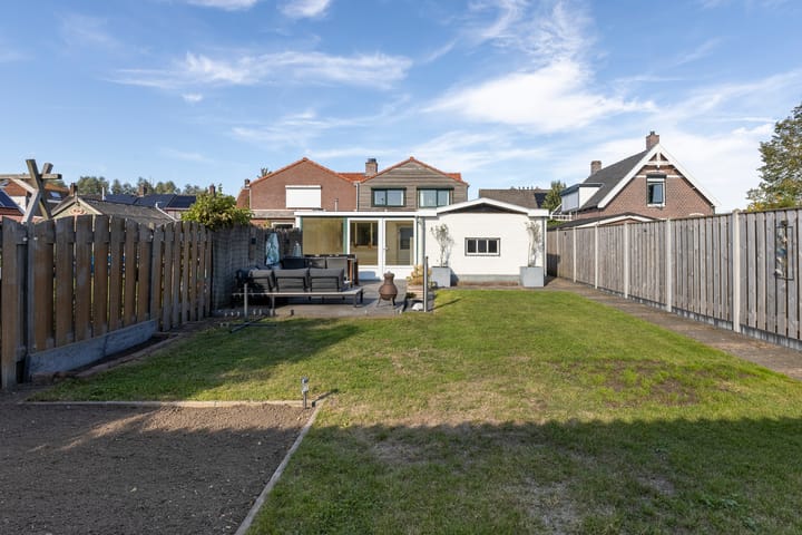 Foto 39 van Haltestraat 32