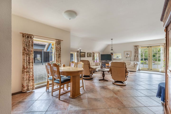 Foto 19 van Postweg 5